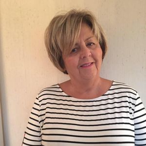 Meet your Posher, Carolyn